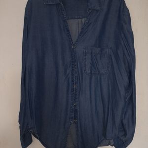 XL Denim button down blouse.